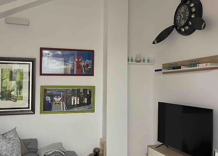 Apartamento Recien Reformado En Barajas Pueblo